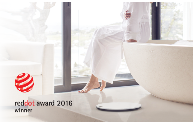 prize-winning-design-quality-qardiobase-receives-red-dot-award-product-design-2016